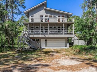 7373 Circle Dr, Lady Lake, FL 32159