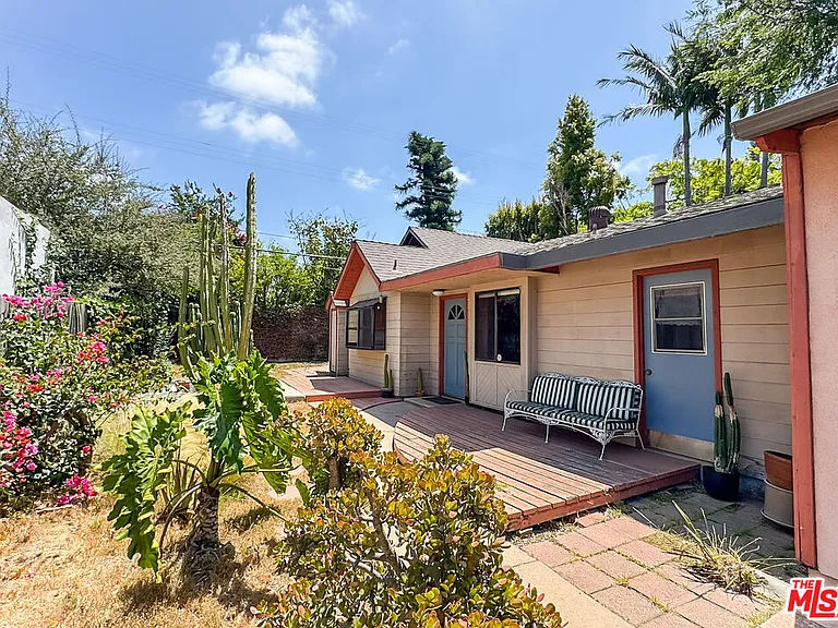 3124 Veteran Ave — Photo 4
