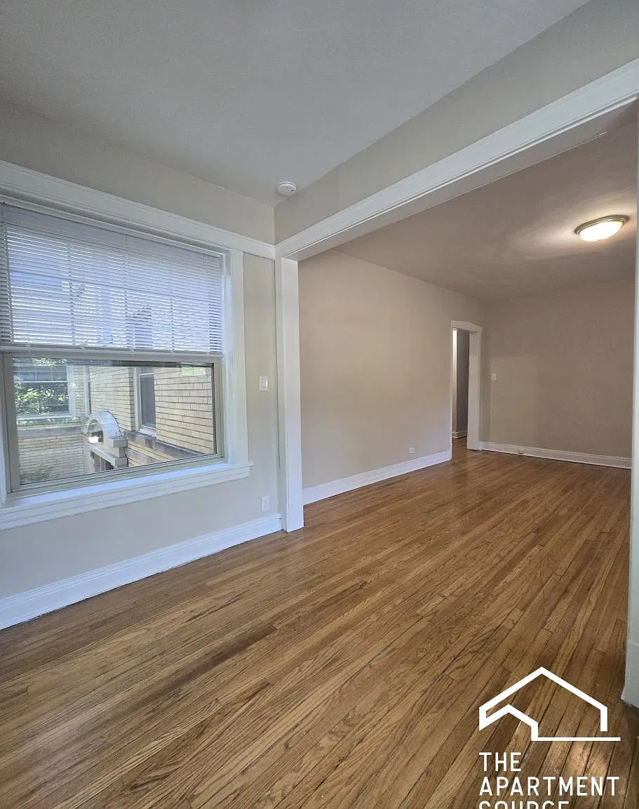 558 Elmwood Avenue #1 — Photo 4