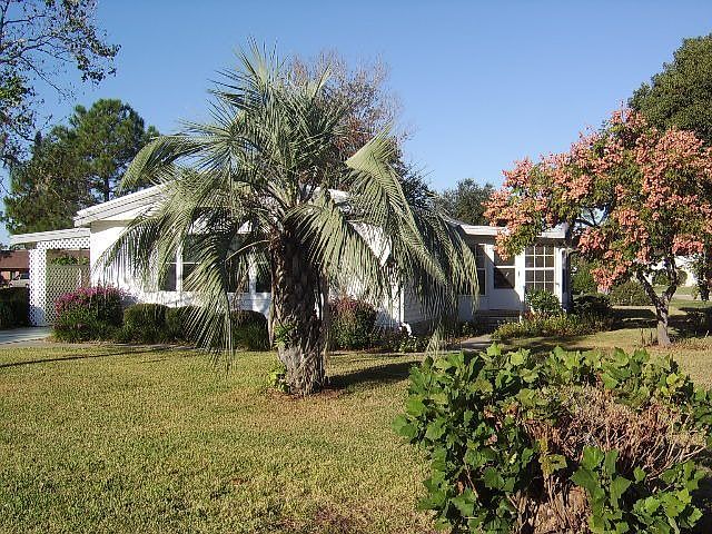Corner Lot 55+ Waterfront Community