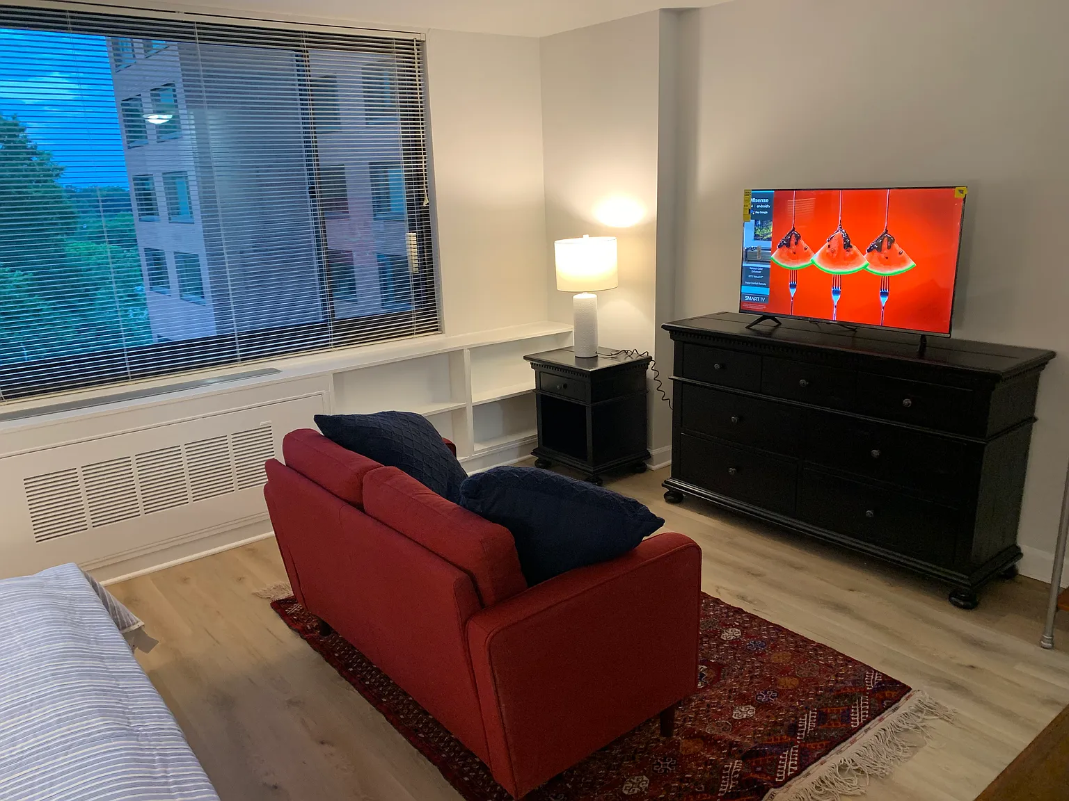 Studio, 401 sqft, $1,775 — Photo 3
