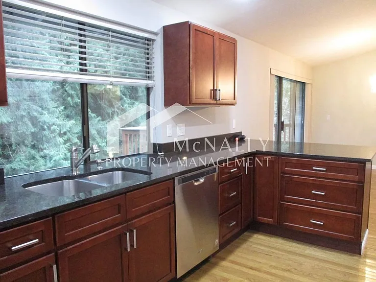 3604 Harborcrest Ct NW — Photo 16