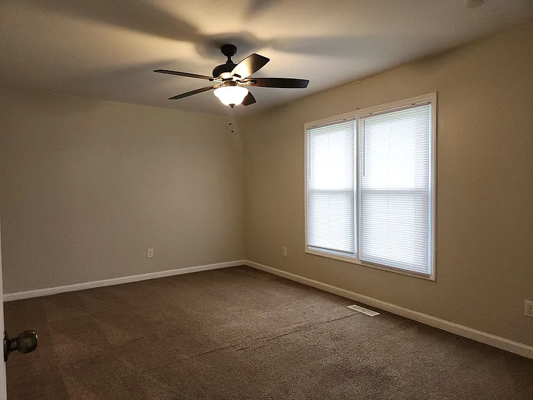 3483 Arvin Dr — Photo 10