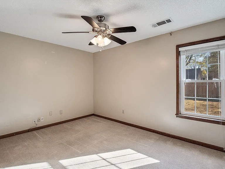 509 Shelton Rd — Photo 14