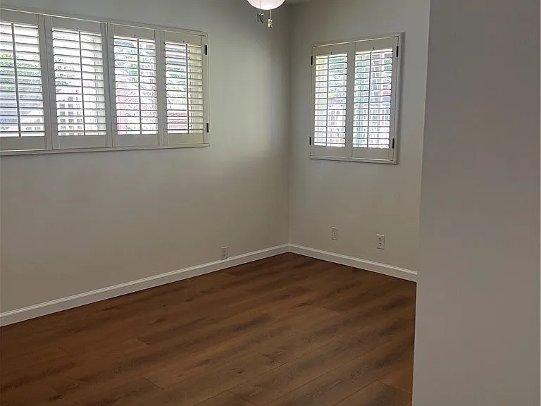 4016 Mesa St — Photo 50