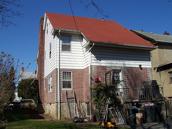 3rd image of 115 N 8th Ave