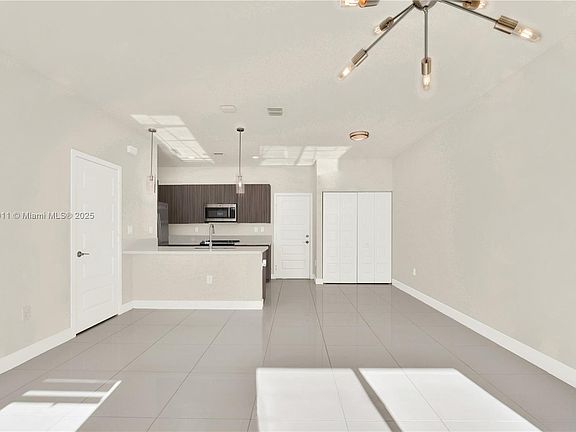 5th image of 8315 NW 49th St #8315