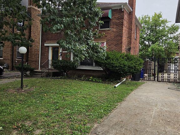2nd image of 4331 Fullerton St