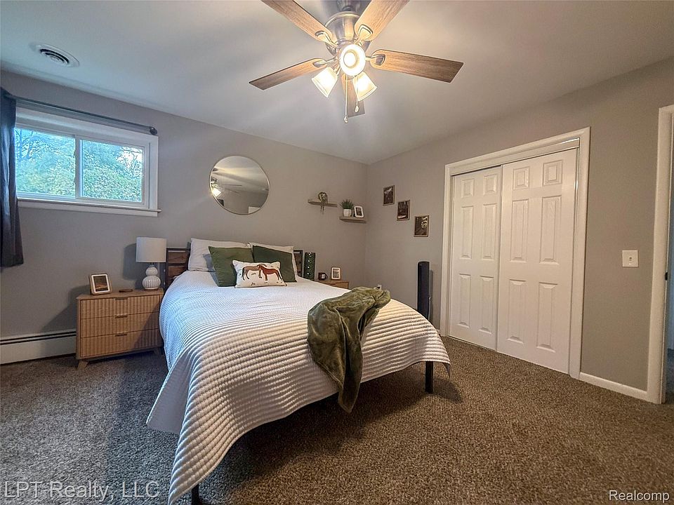 21600 Holly St, photo 24