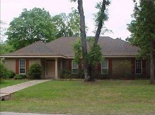 1 Colony Trail Dr, Mandeville, LA 70448