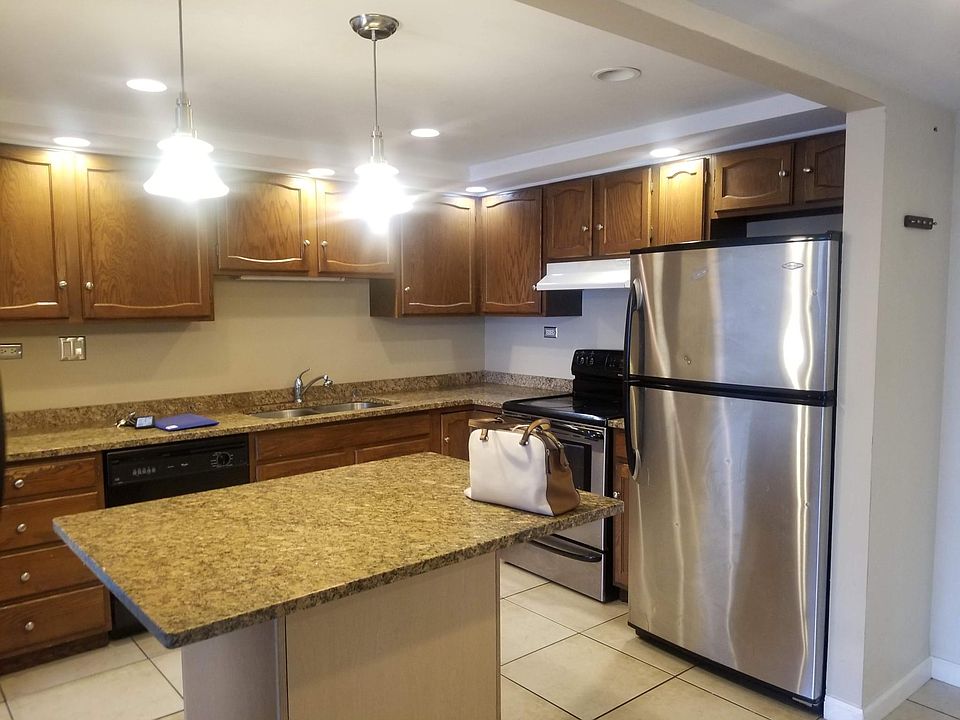 1st image of 375 Plum Creek Dr #5042