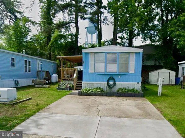 299 Rips Dr, Lothian, MD 20711