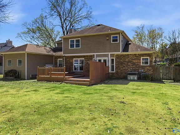 4th image of 137 Oakhurst Dr