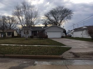 714 Dorn Dr, Sandusky, OH 44870