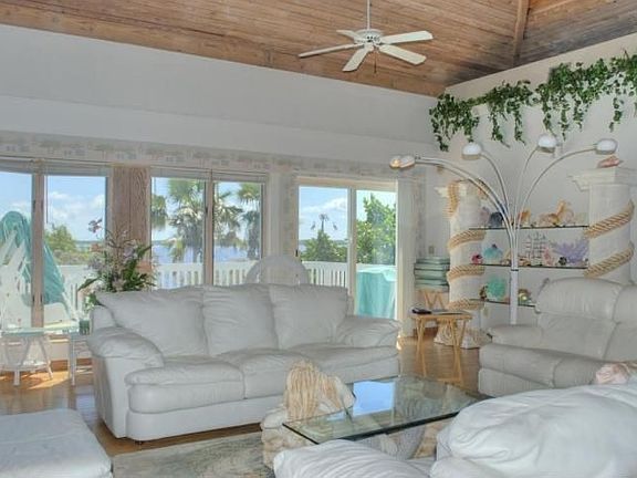 Vaulted Ceiling