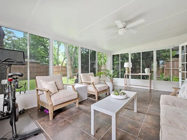 2609 Friar Tuck Ln — Photo 13