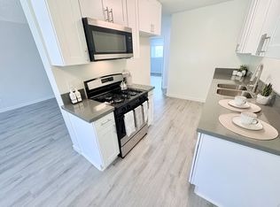 Los Olivos Apartments, Anaheim, CA 92802