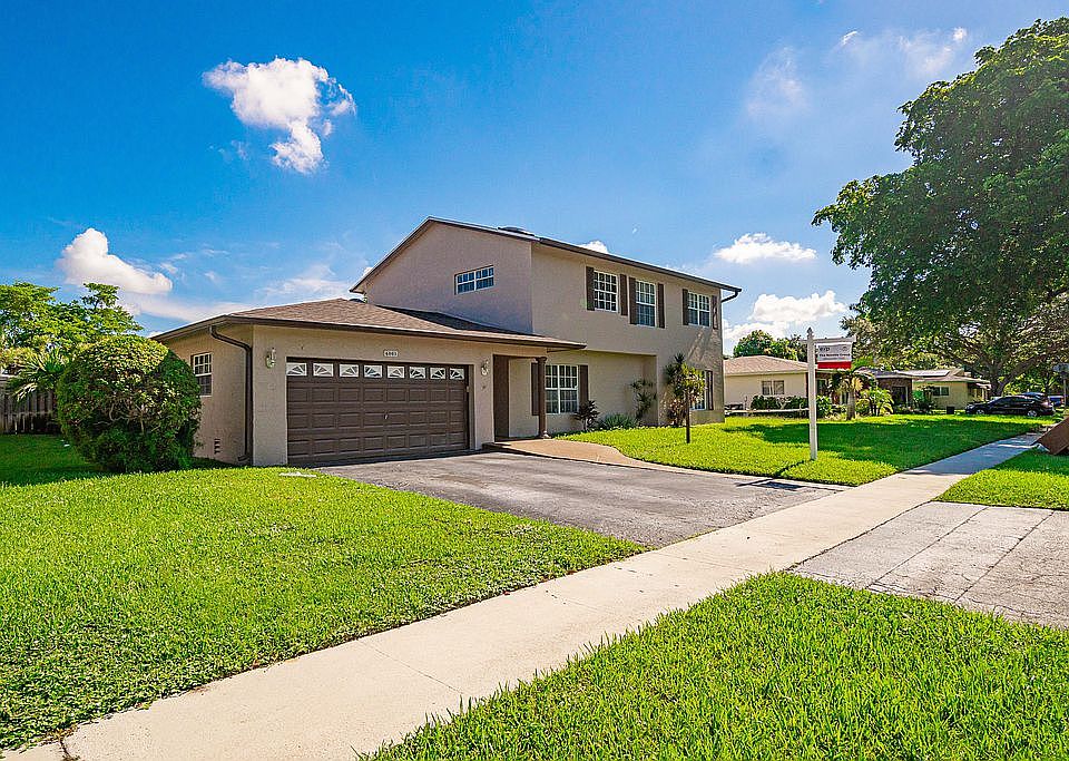 2nd image of 6001 SW 16th Ct