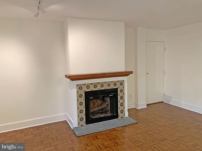 414 Old Lancaster Rd #405 — Photo 53