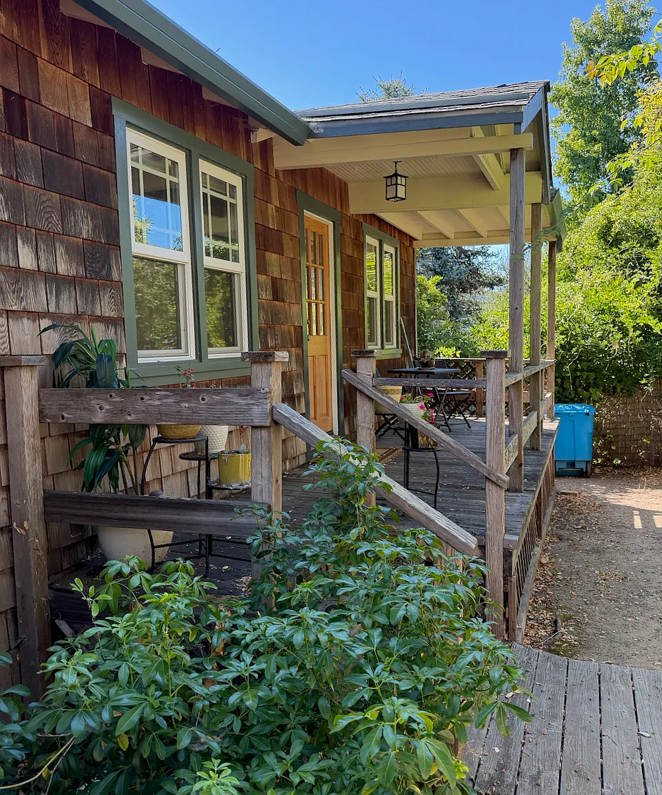 174 Central Ave — Photo 2