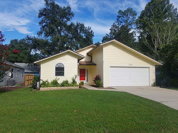 2nd image of 7413 NW 21st Way