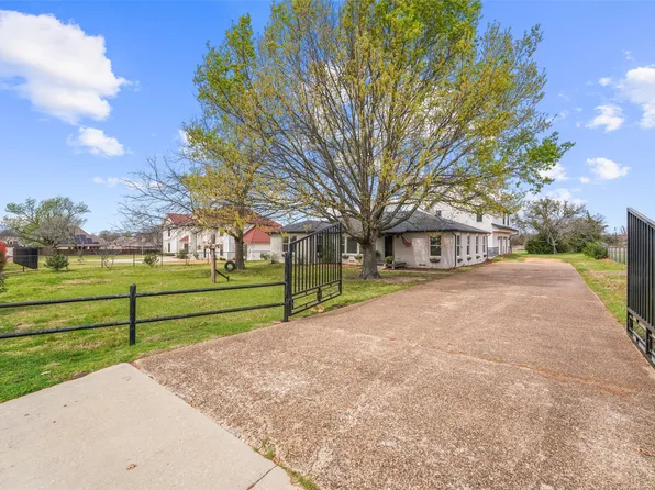 2075 Airport Rd, Rockwall, TX 75087