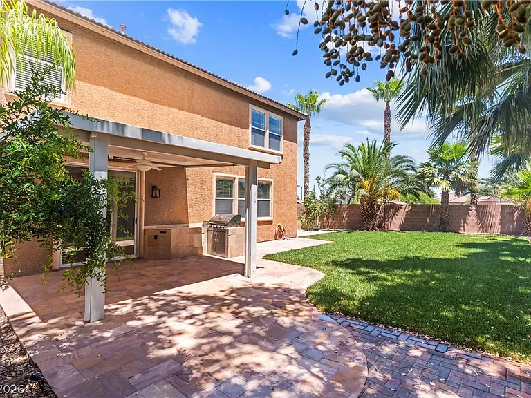 11223 Tribiani Ave — Photo 47