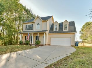 2822 Carriage Crossing Dr, Matthews, NC 28105