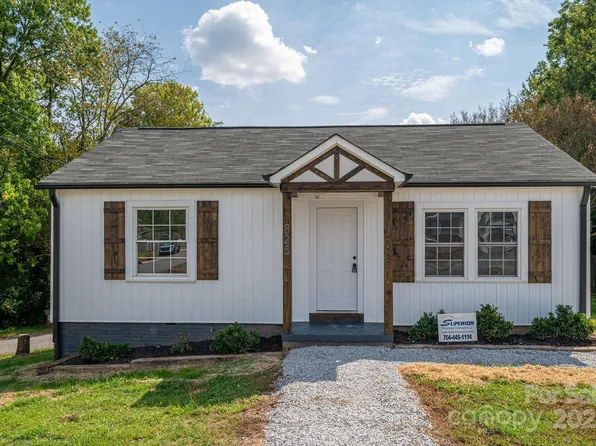 826 E Alexander St, Lincolnton, NC 28092