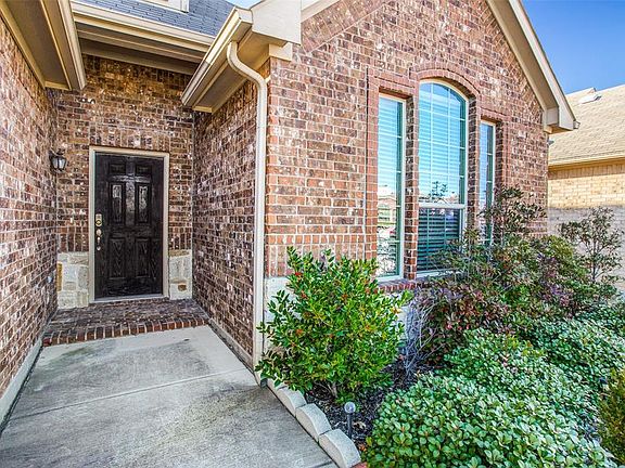 3rd image of 1053 Jodie Dr