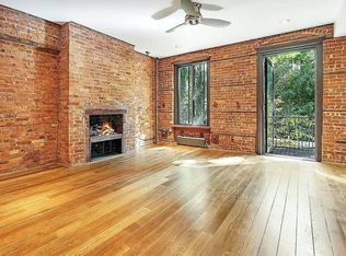276 E 10th St #2, New York, NY 10009