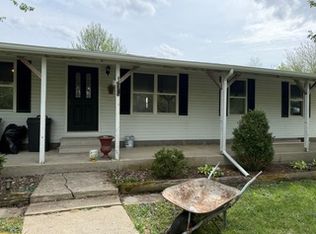 5840 Gratis Rd, Camden, OH 45311