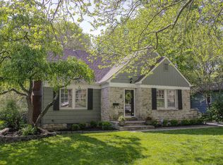 5320 Aberdeen Rd, Fairway, KS 66205