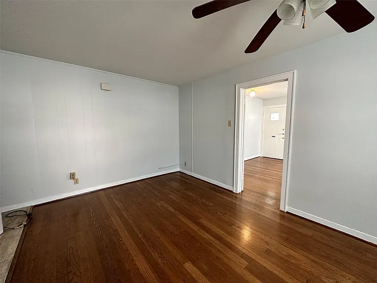 4624 Clay St — Photo 5