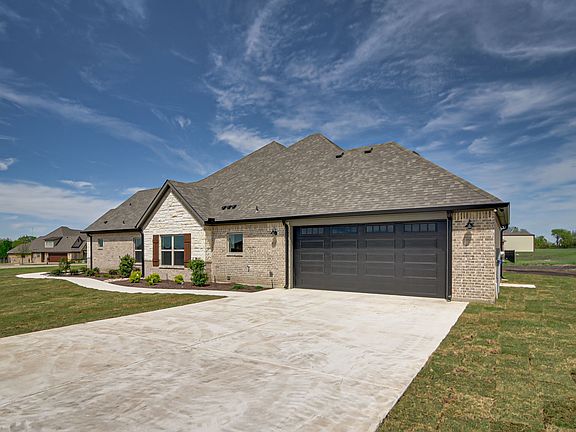 Oversized driveway and Garage