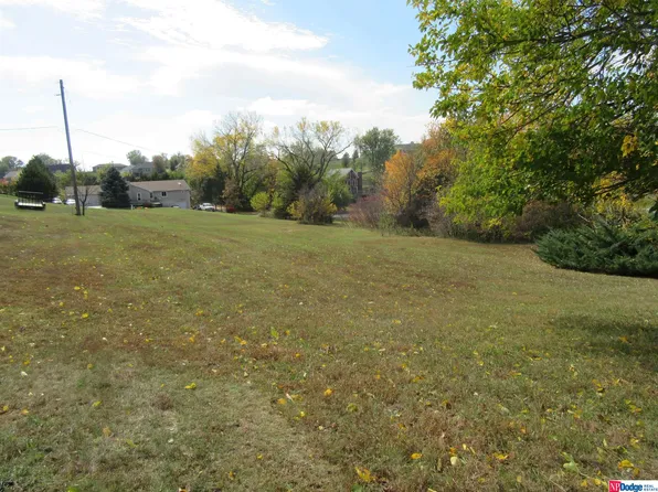 8899 Verdon Cir, Plattsmouth, NE 68048