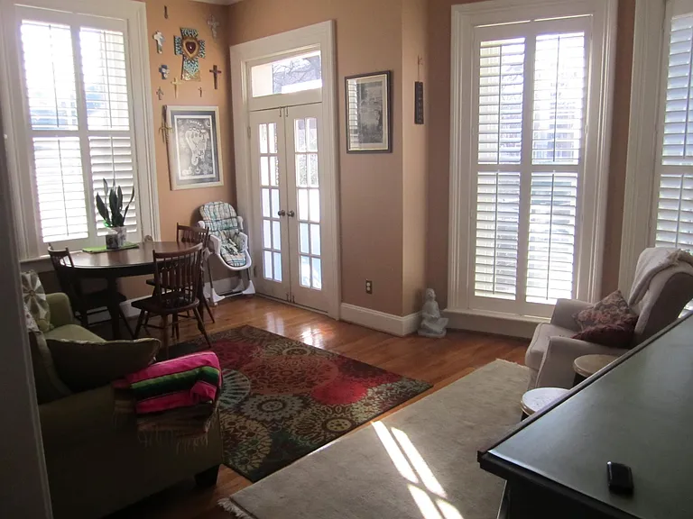 338 W Freemason St #2 — Photo 3