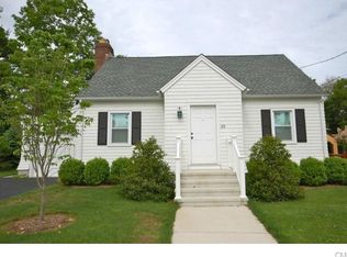 133 Arbor Dr, Southport, CT 06890