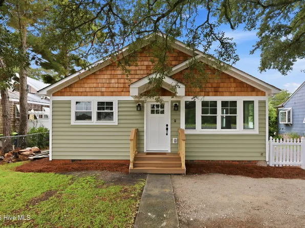 2609 Arendell Street, Morehead City, NC 28557
