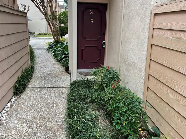 2125 Augusta Dr APT 31, Houston, TX 77057