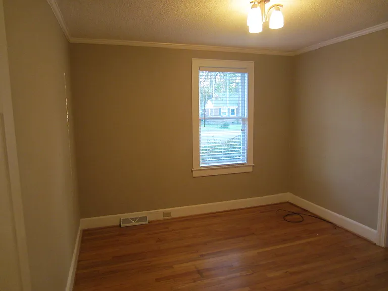728 Lafayette Ave — Photo 16