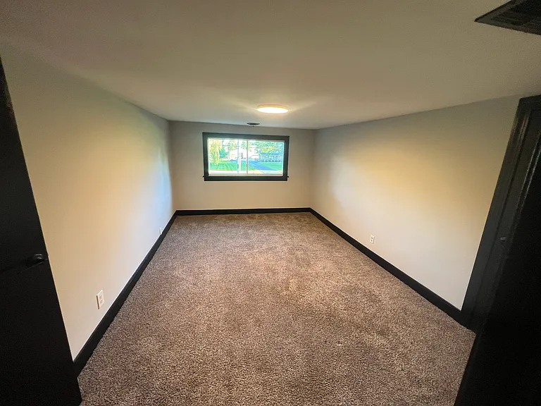 7920 Blacklick Eastern Rd — Photo 15