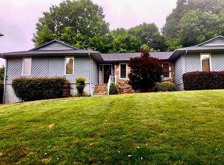 120 Dorie Dr, Belmont, NC 28012