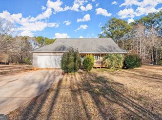 1489 New Hope Rd, Locust Grove, GA 30248