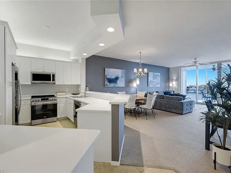 410 Flagship Dr #605 — Photo 13