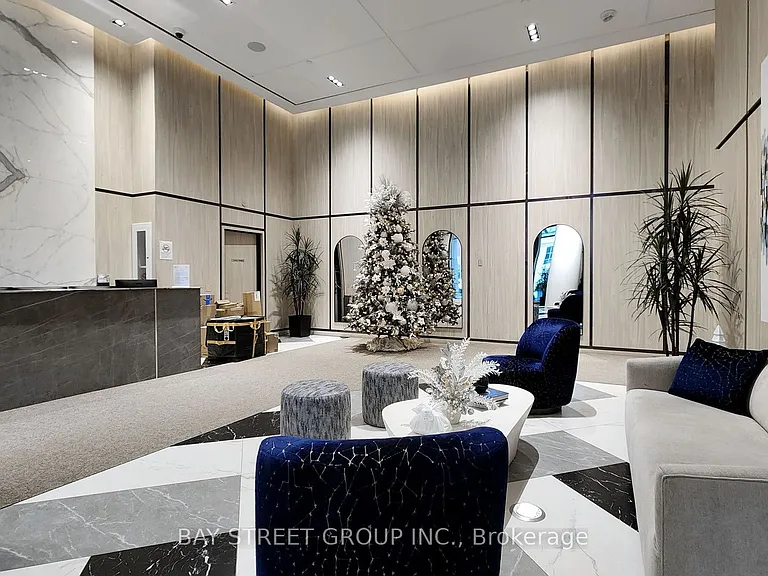 395 Bloor St E #4206 — Photo 8