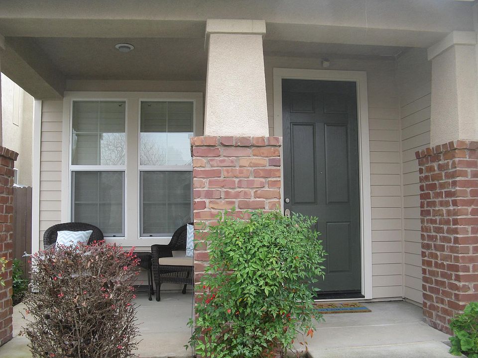 2nd image of 2493 Alturas Ct