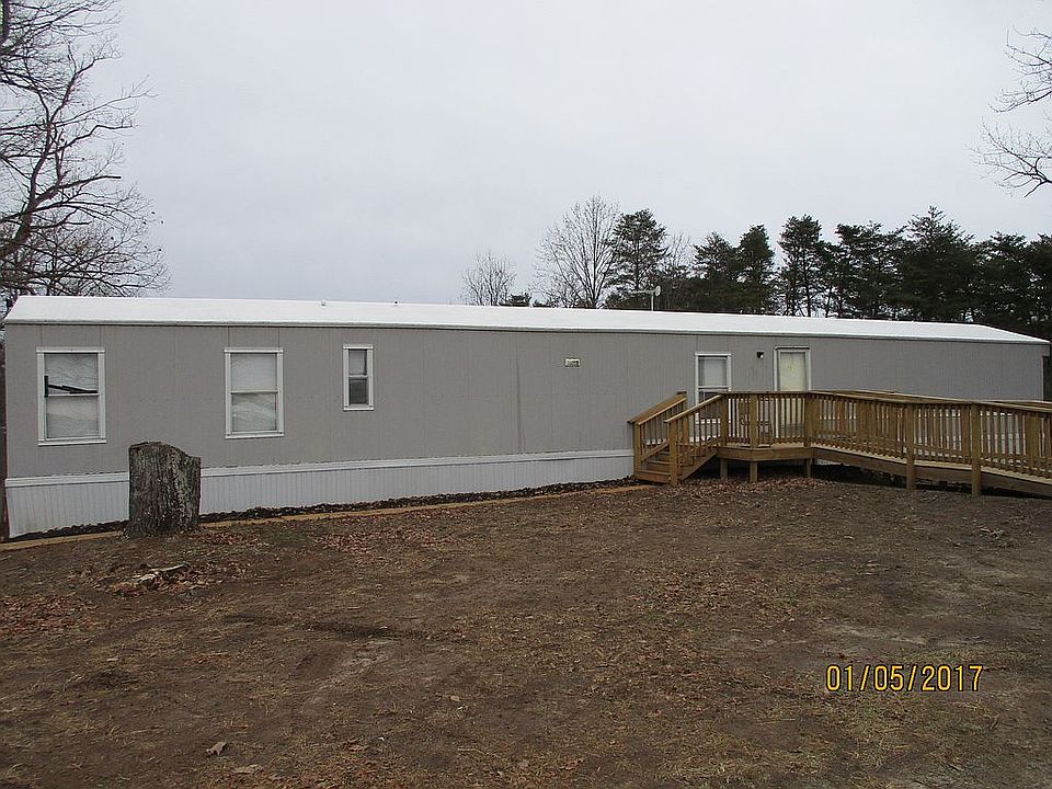 2nd image of 1689 Glenview Dr