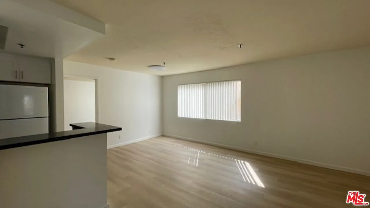 2 bed, 2.0 bath, 1000 sqft, $2,695 — Photo 3