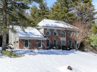 27 Gavins Pond Rd, Sharon, MA 02067
